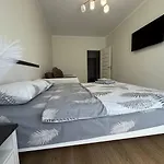 просторі у новобудові вул вашингтона Apartament *