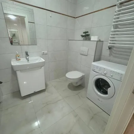 просторі у новобудові вул вашингтона Apartman Lviv