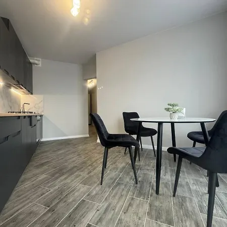 просторі у новобудові вул вашингтона Apartment
