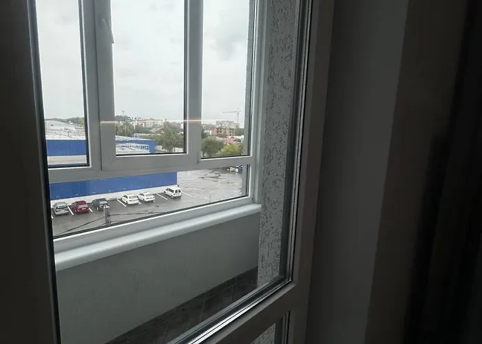 просторі у новобудові вул вашингтона דירה לבוב